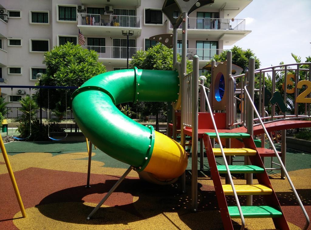 Indah Alam Condo Shah Alam Rom bilde